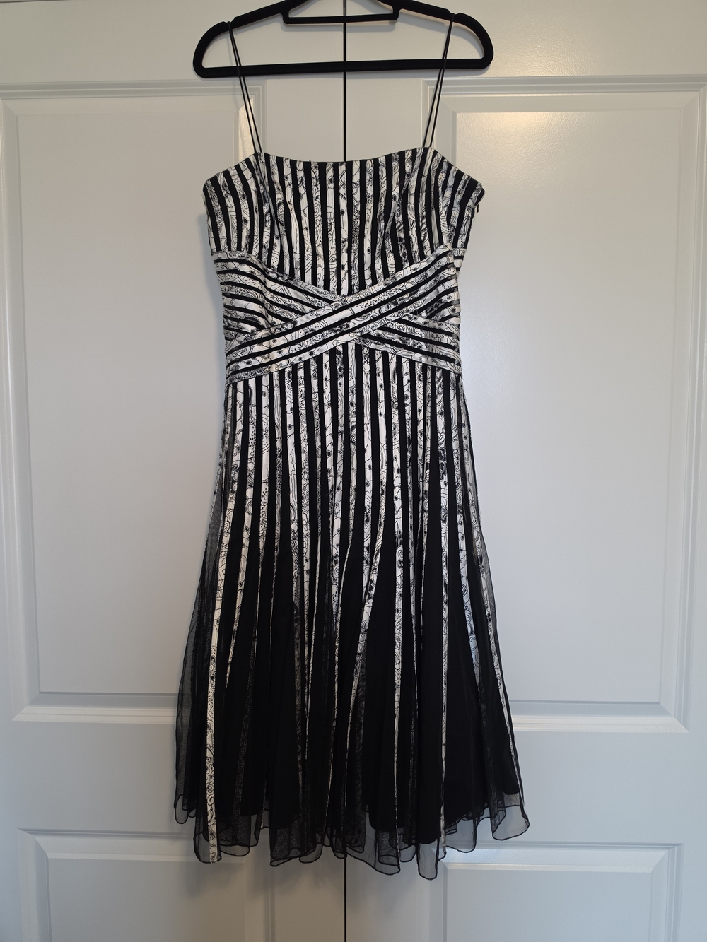 JS COLLECTIONS BLACK WHITE STRIPED MESH FIT & FLARE COCKTAIL PARTY DRESS SIZE 10